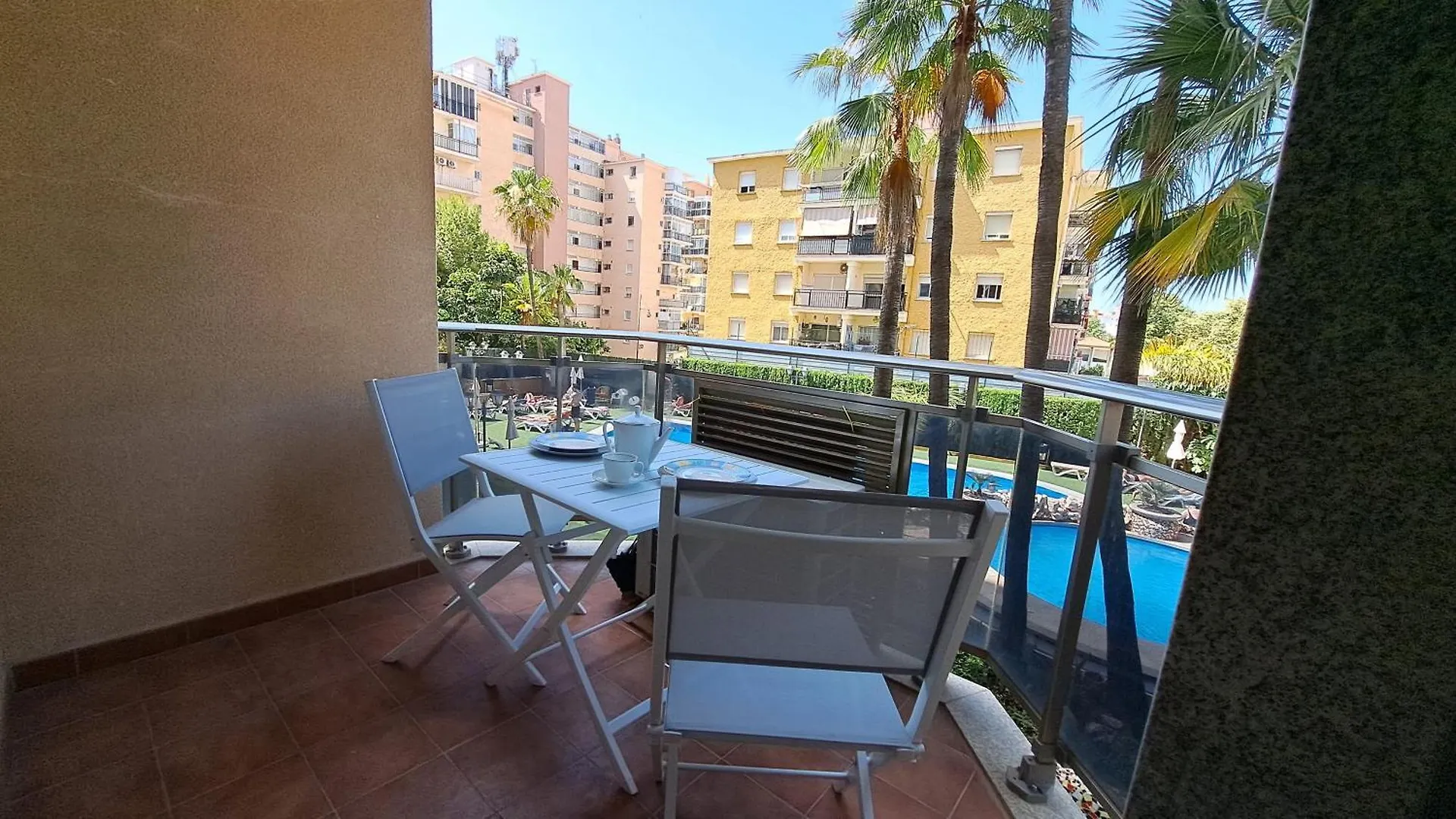 Piso Cerca De La Playa En Fuengirola 아파트 0*,  스페인